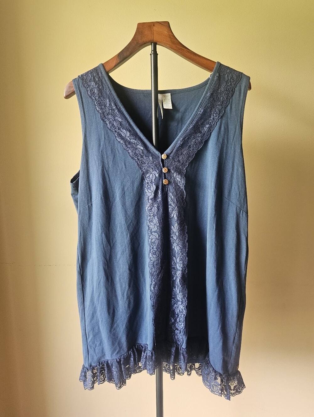 Paint By Numbers Sleeveless Lace-Trim V-Neck Tank Top - Blue Size XL